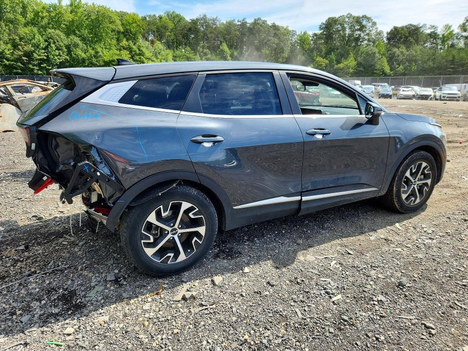 2025 KIA SPORTAGE EX — Фото 3 из 13