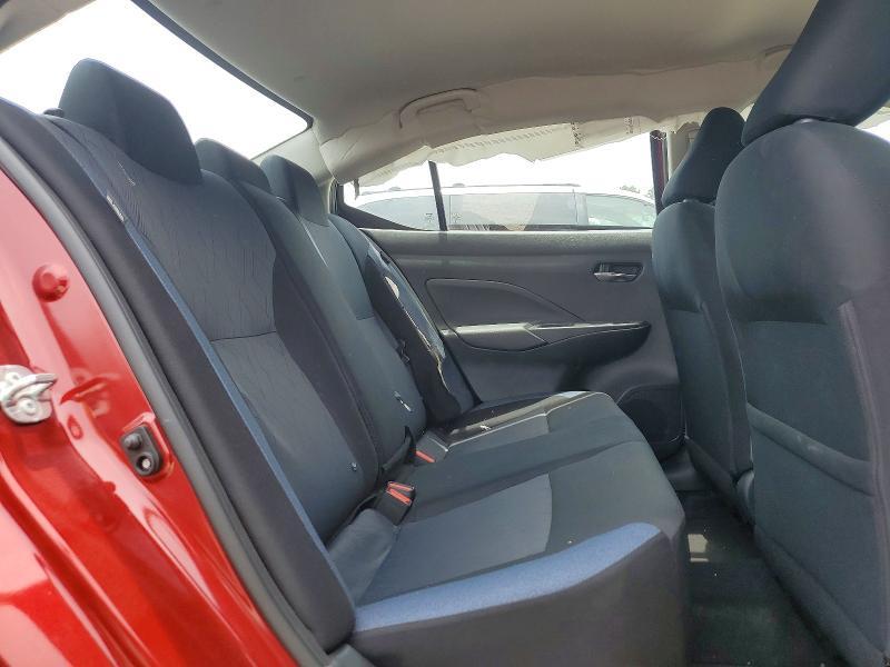 2025 NISSAN VERSA SV — Фото 10 из 12