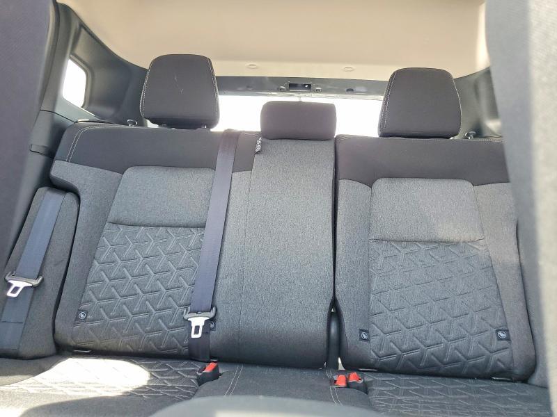 2025 NISSAN KICKS SV — Фото 10 из 14