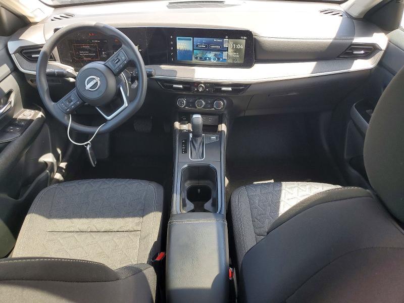 2025 NISSAN KICKS SV — Фото 8 из 14