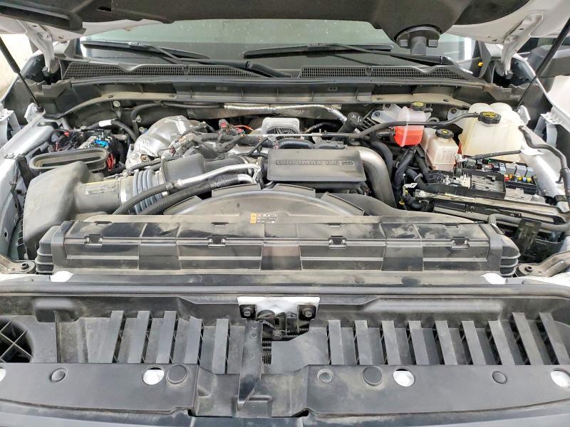 2025 GMC SIERRA K2500 SLT — Фото 11 из 12
