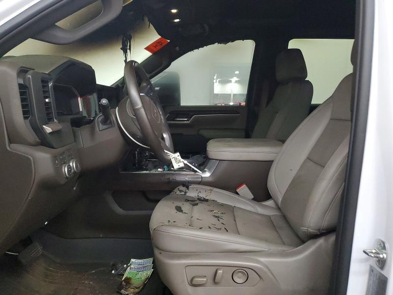2025 GMC SIERRA K2500 SLT — Фото 7 из 12
