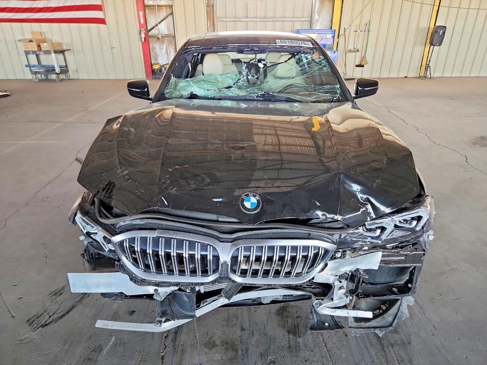 3MW89CW05S8F36322 2025 BMW 330XI photo no. 5