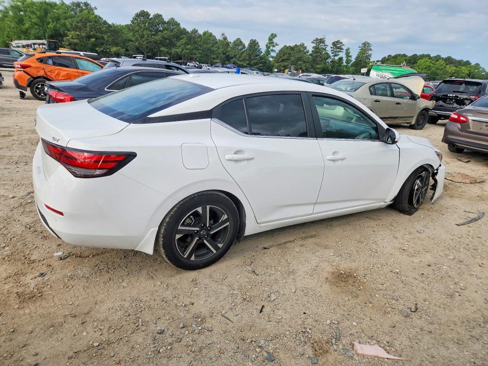2024 NISSAN SENTRA SV — Фото 3 из 12