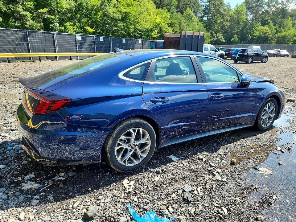 2021 HYUNDAI SONATA SEL — Фото 3 из 12