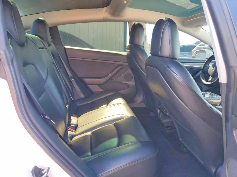 5YJ3E1EAXMF087483 2021 TESLA MODEL 3 photo no. 10