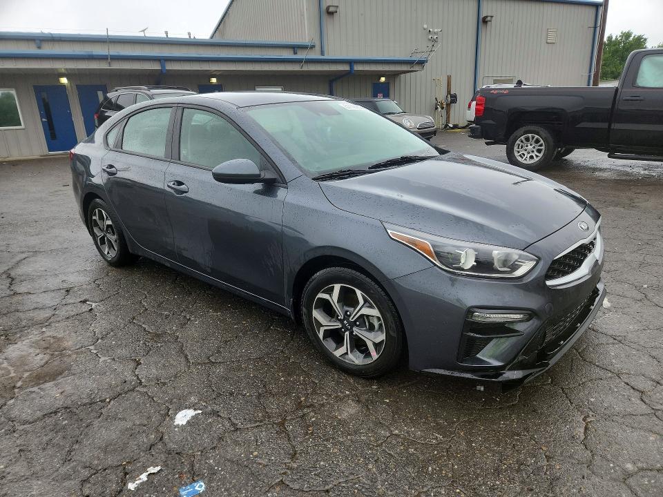 2020 KIA FORTE LXS — Фото 4 из 12