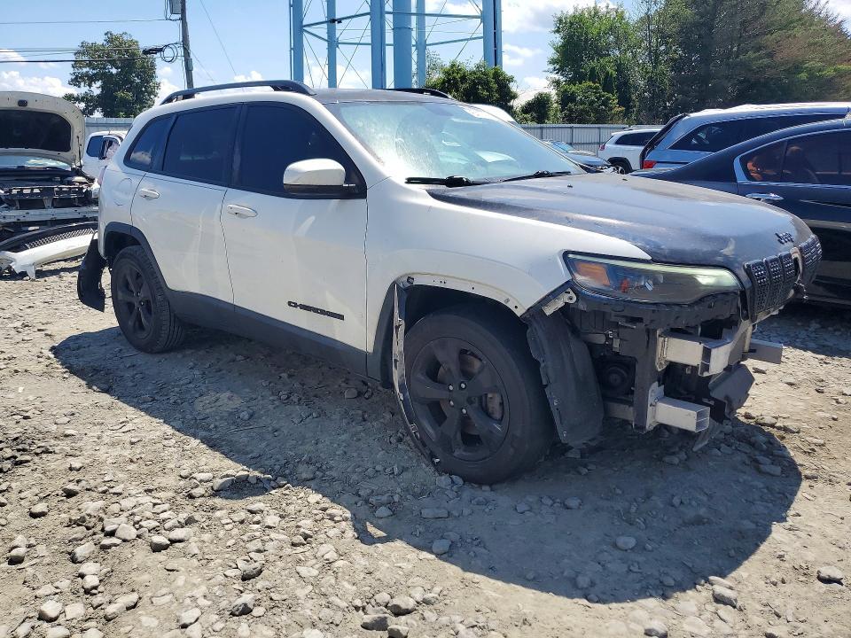2019 JEEP CHEROKEE LATITUDE PLUS — Фото 4 из 13