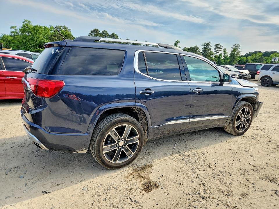 2019 GMC ACADIA DENALI — Фото 3 из 13