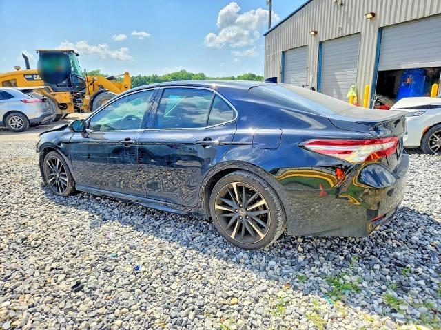 2019 TOYOTA CAMRY XSE — Фото 2 из 12