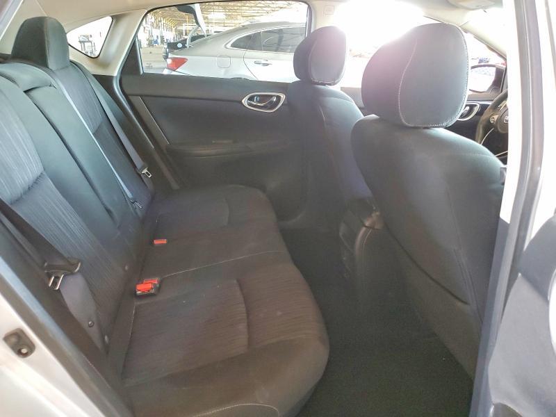 2019 NISSAN SENTRA SV — Фото 10 из 12