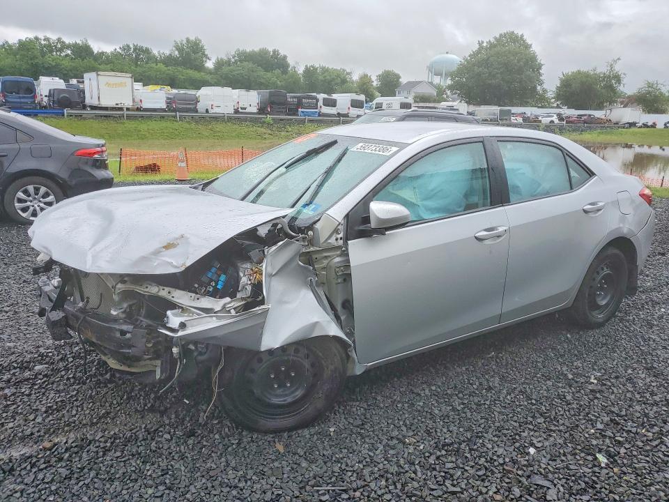 2T1BURHE6JC090005 2018 TOYOTA COROLLA photo no. 1