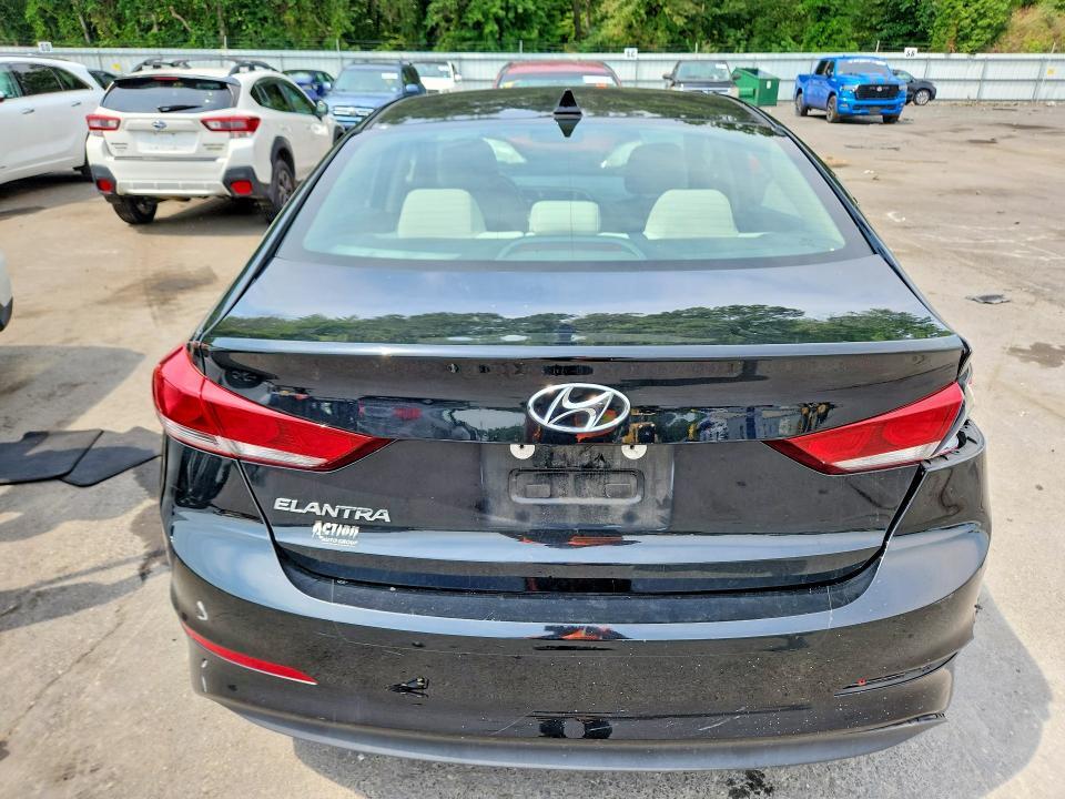 2018 HYUNDAI ELANTRA VALUE EDITION — Фото 6 из 12