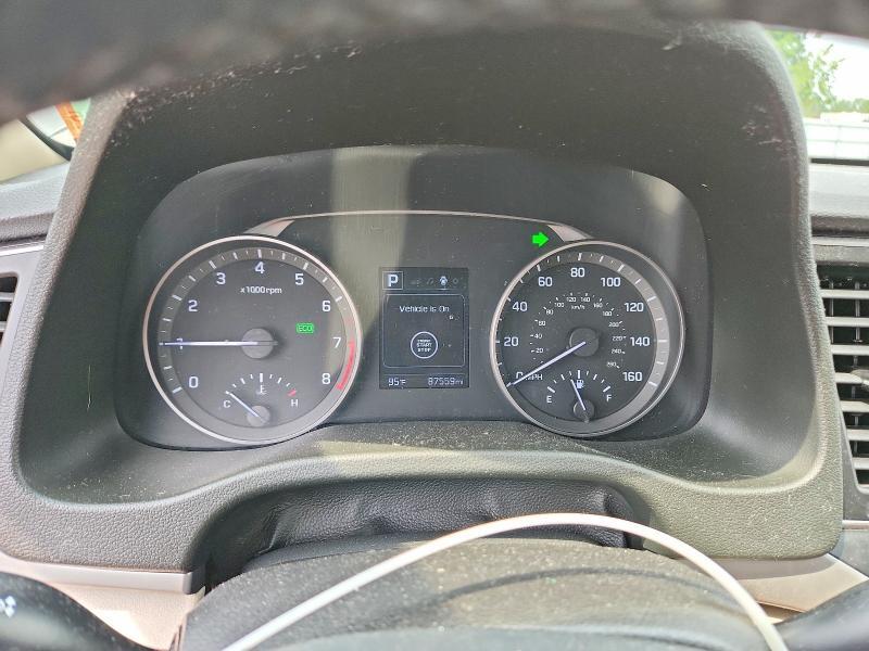 2018 HYUNDAI ELANTRA VALUE EDITION — Фото 9 из 12
