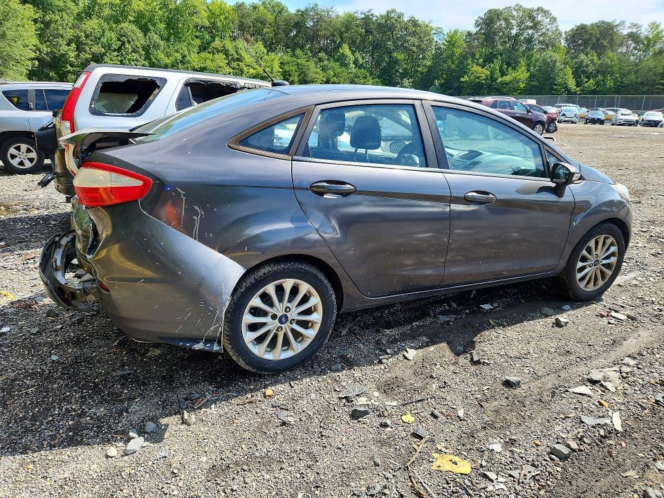 2018 FORD FIESTA SE — Фото 3 из 12