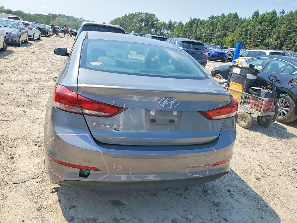 2018 HYUNDAI ELANTRA SE — Фото 6 из 12