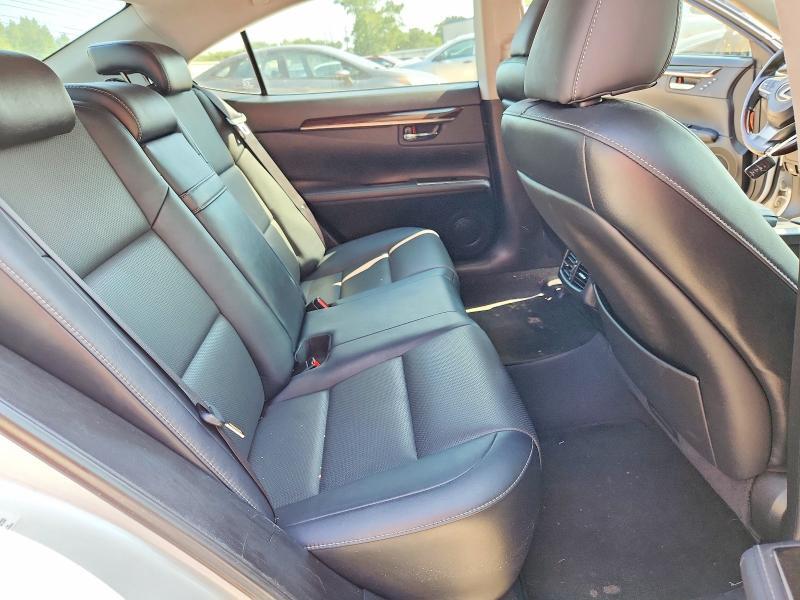 2018 LEXUS ES 350 — Фото 10 из 12