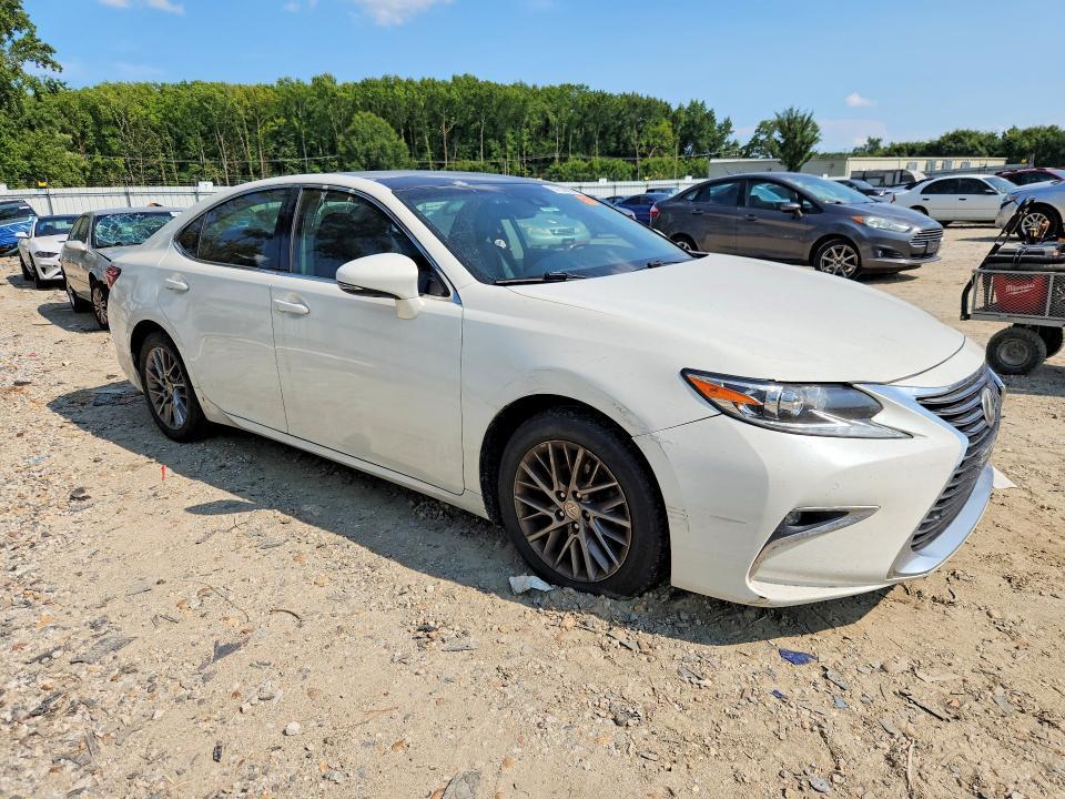 2018 LEXUS ES 350 — Фото 4 из 12