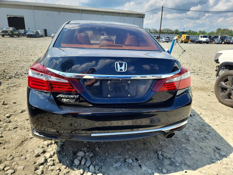 2017 HONDA ACCORD LX — Фото 6 из 12
