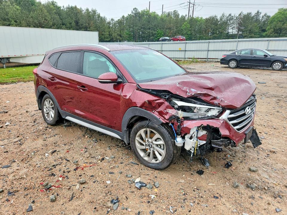 2017 HYUNDAI TUCSON SE PLUS — Фото 4 из 14