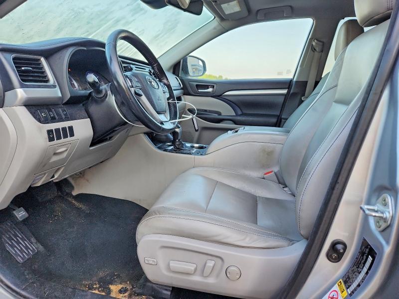 2017 TOYOTA HIGHLANDER XLE — Фото 7 из 13