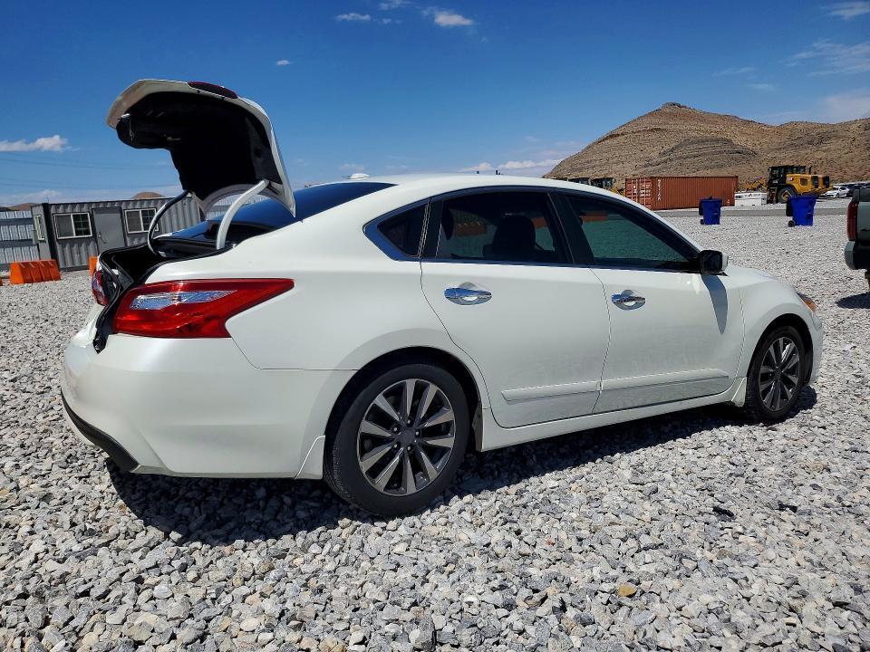 2017 NISSAN ALTIMA 2.5 SV — Фото 3 из 12