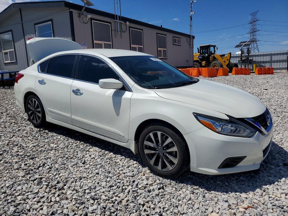 2017 NISSAN ALTIMA 2.5 SV — Фото 4 из 12