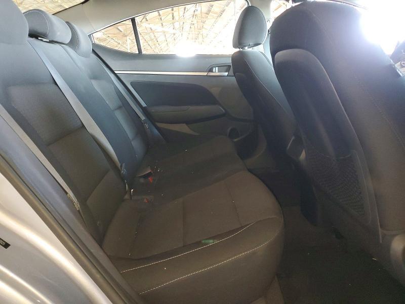 2017 HYUNDAI ELANTRA VALUE EDITION — Фото 10 из 12