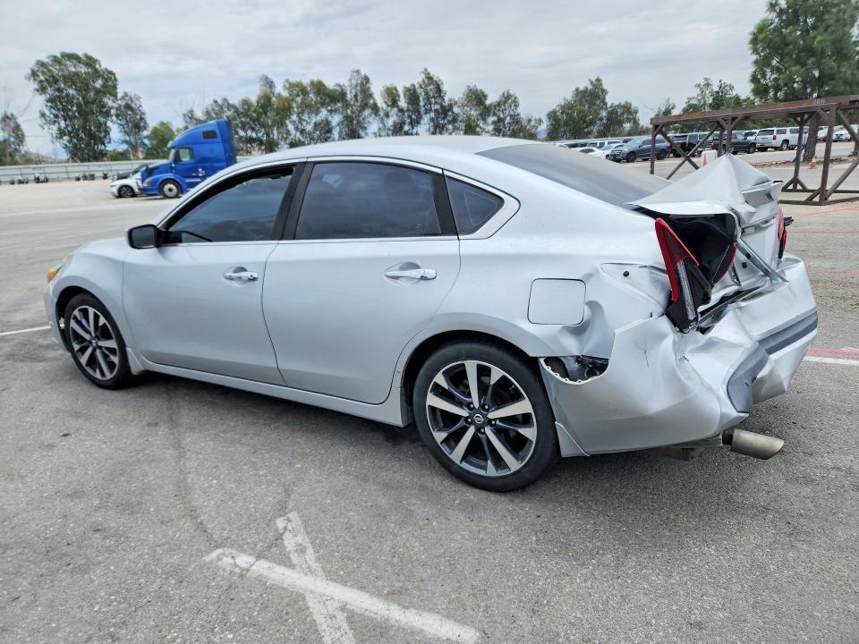 2017 NISSAN ALTIMA 2.5 SR — Фото 2 из 12