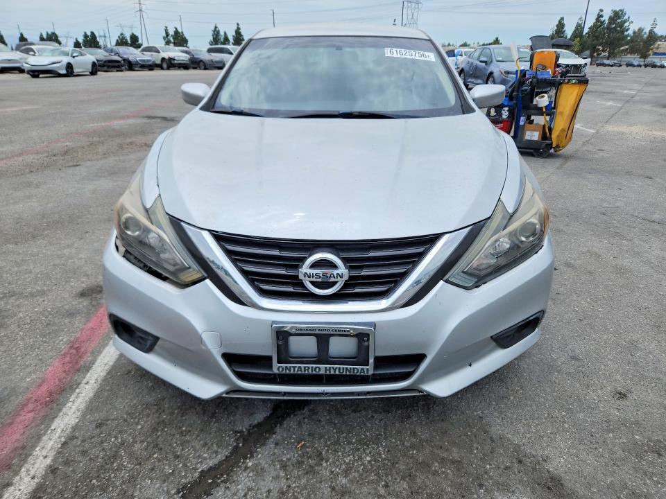 2017 NISSAN ALTIMA 2.5 SR — Фото 5 из 12