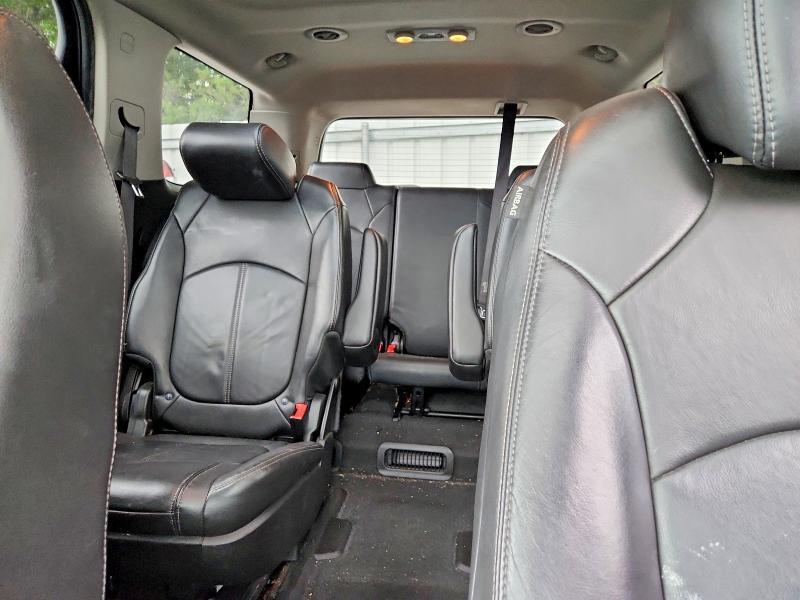 2016 GMC ACADIA SLT-1 — Фото 10 из 13