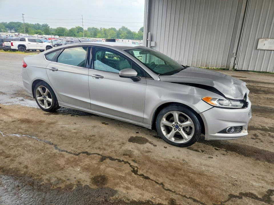 2016 FORD FUSION S — Фото 4 из 12