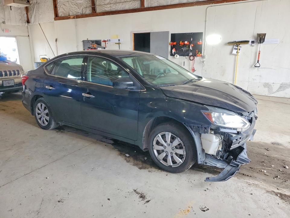 2016 NISSAN SENTRA SV — Фото 4 из 12