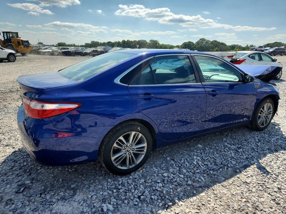 2016 TOYOTA CAMRY SE — Фото 3 из 13