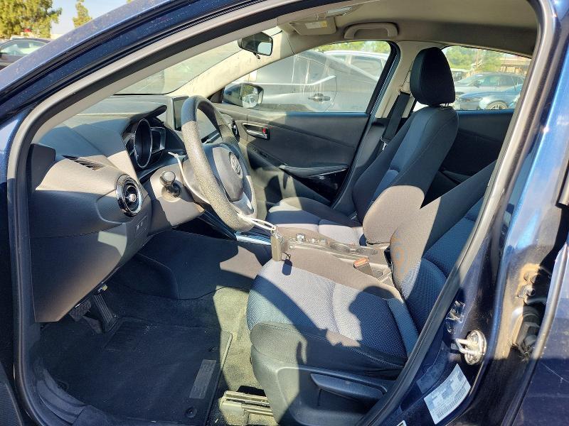 2016 SCION IA BASE — Фото 7 из 12