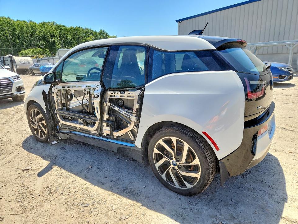 2015 BMW I3 REX — Фото 2 из 12