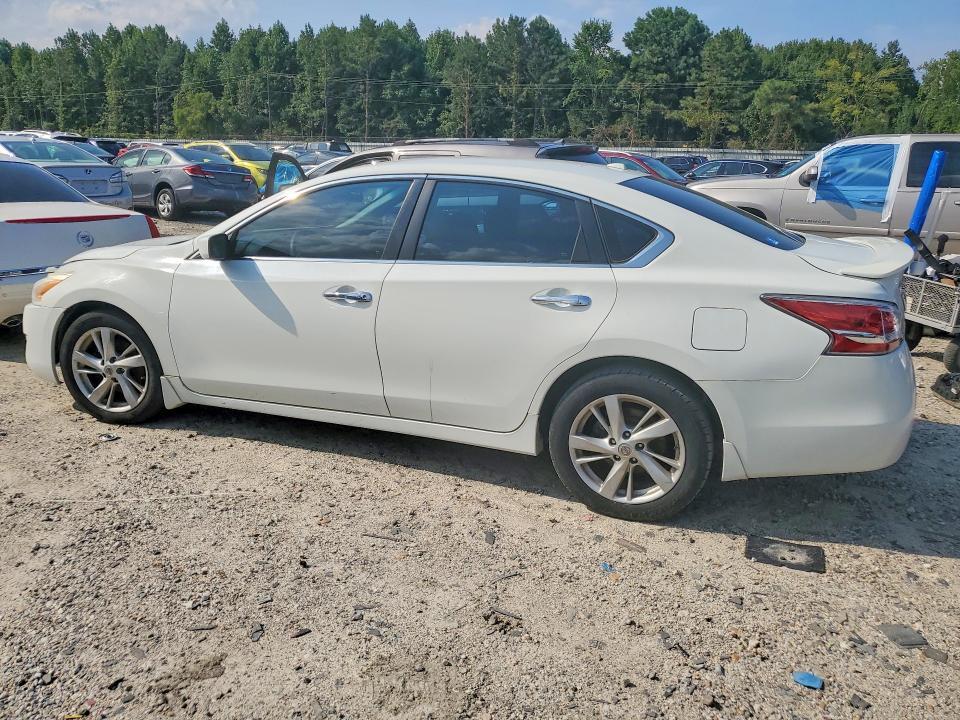 2015 NISSAN ALTIMA 2.5 S — Фото 2 из 13