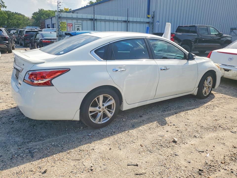 2015 NISSAN ALTIMA 2.5 S — Фото 3 из 13