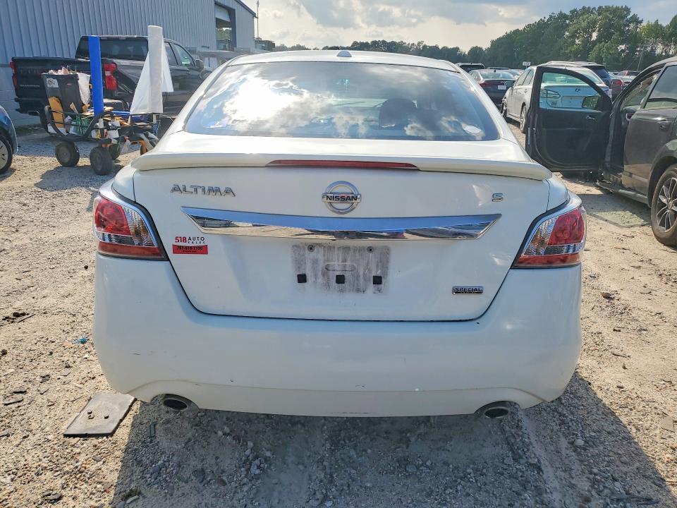 2015 NISSAN ALTIMA 2.5 S — Фото 6 из 13