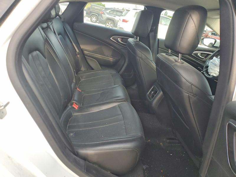 1C3CCCCG7FN519190 2015 CHRYSLER 200 photo no. 10