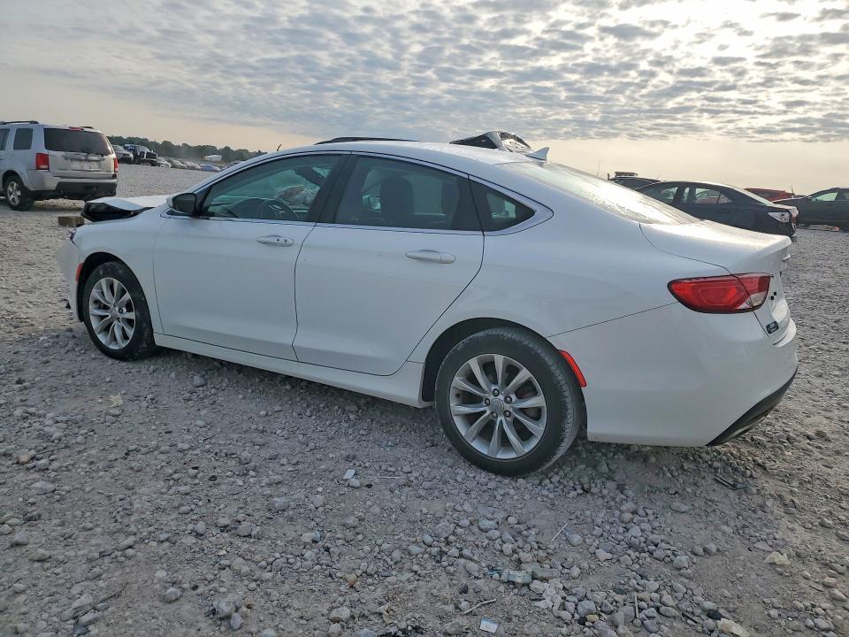 1C3CCCCG7FN519190 2015 CHRYSLER 200 photo no. 2