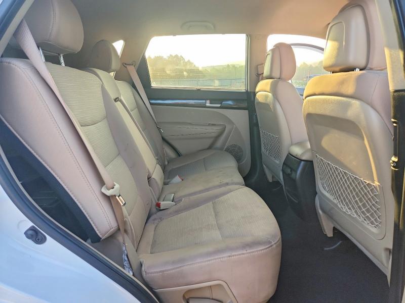 5XYKT3A6XFG593146 2015 KIA SORENTO photo no. 11