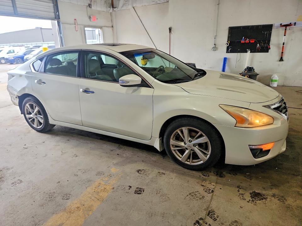 2015 NISSAN ALTIMA 2.5 SL — Фото 4 из 12