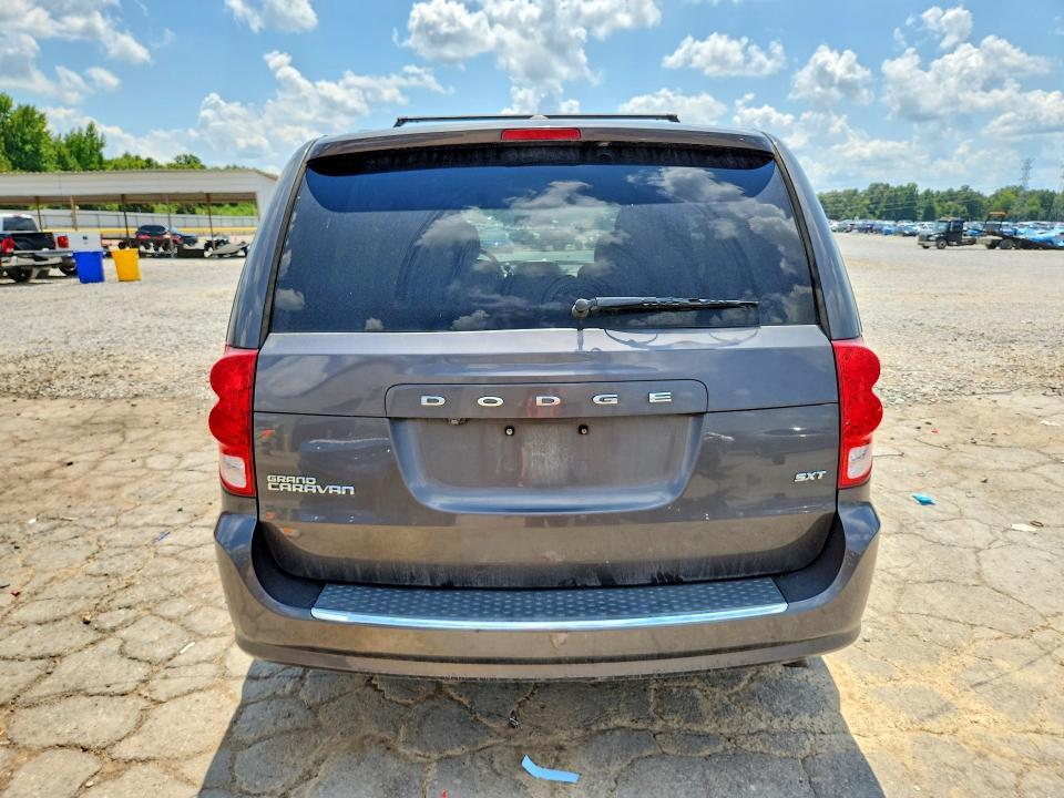 2015 DODGE GRAND CARAVAN SXT — Фото 6 из 13