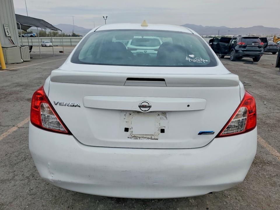 2014 NISSAN VERSA 1.6 S PLUS — Фото 6 из 12