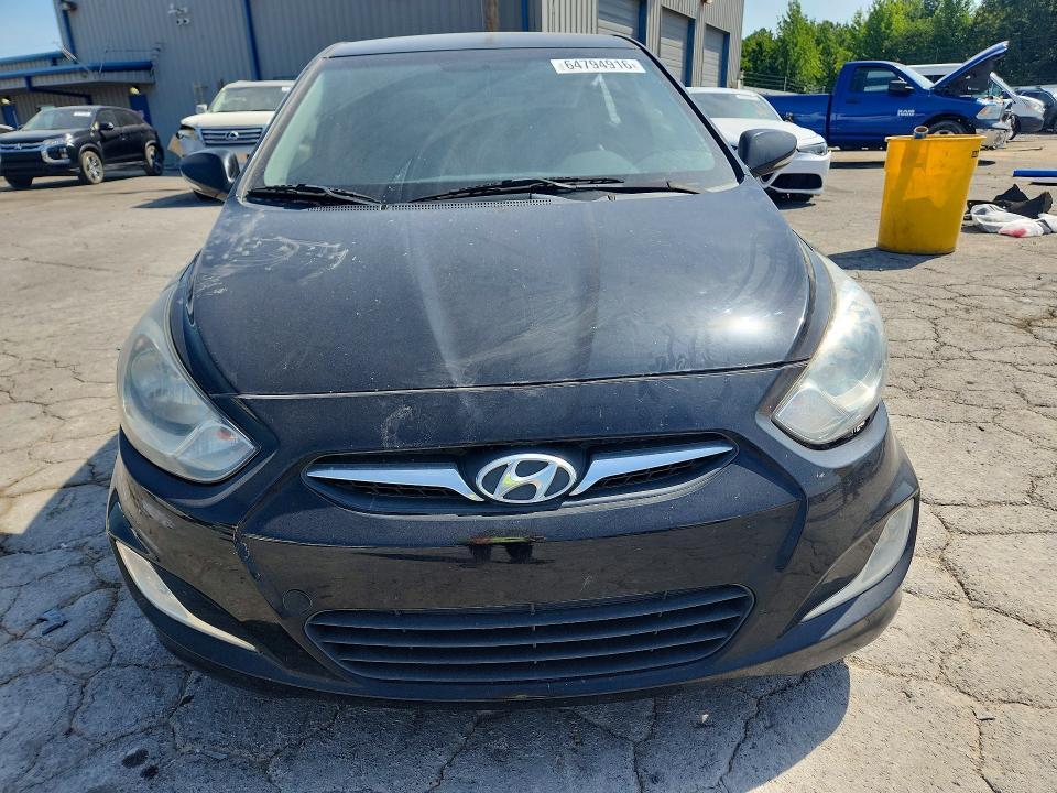 2013 HYUNDAI ACCENT SE — Фото 5 из 12