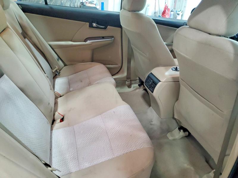 4T4BF1FK4CR246831 2012 TOYOTA CAMRY photo no. 10