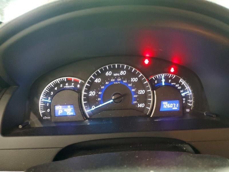 4T4BF1FK4CR246831 2012 TOYOTA CAMRY photo no. 9