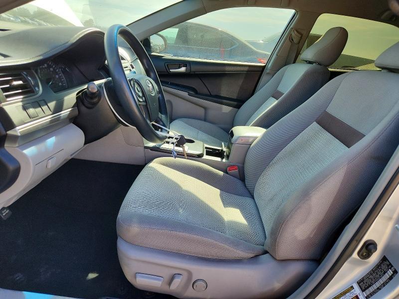 2012 TOYOTA CAMRY LE — Фото 7 из 12