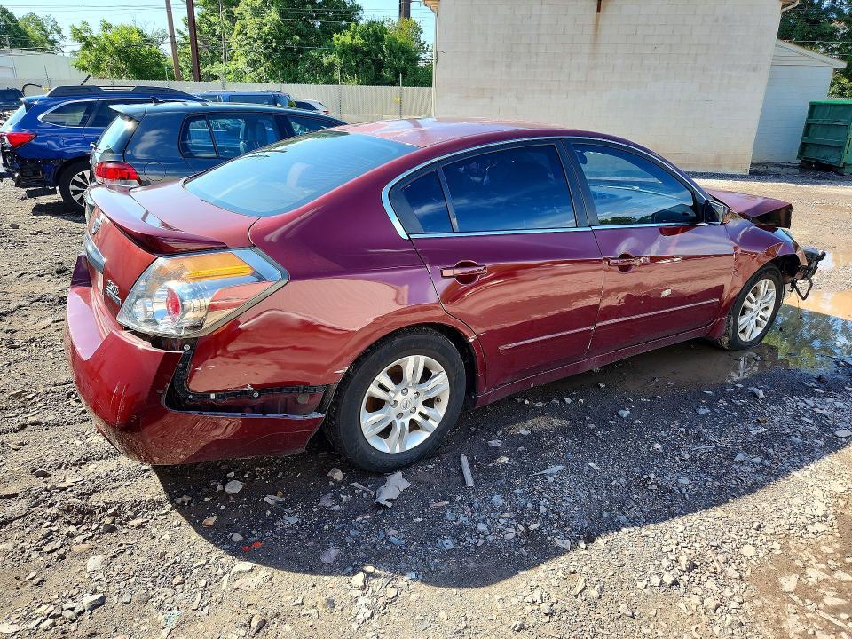 2011 NISSAN ALTIMA 2.5 — Фото 3 из 13